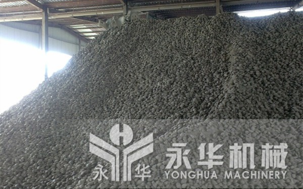許昌用戶(hù)脫硫石膏壓球生產(chǎn)現(xiàn)場(chǎng)